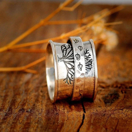 Vintage Spinner Tree Ring