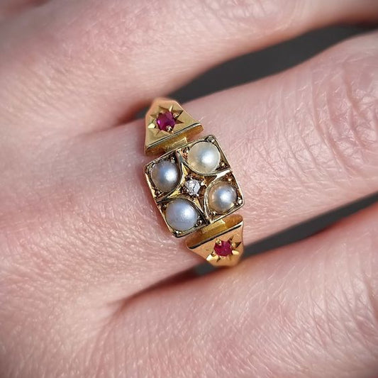 Inlaid Pearl Square Ring