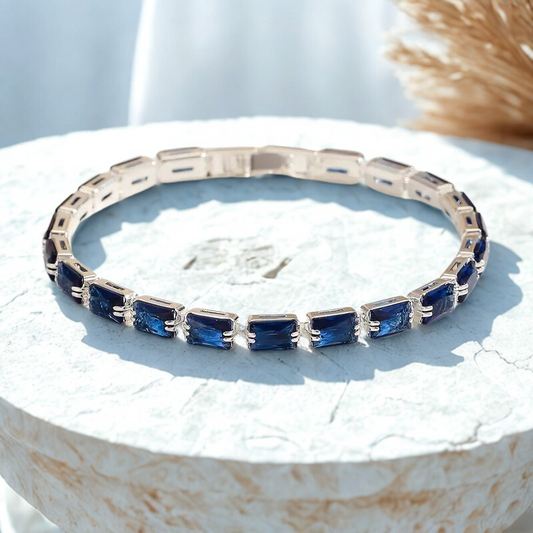 Mireda Thalindra White Gold Bracelet