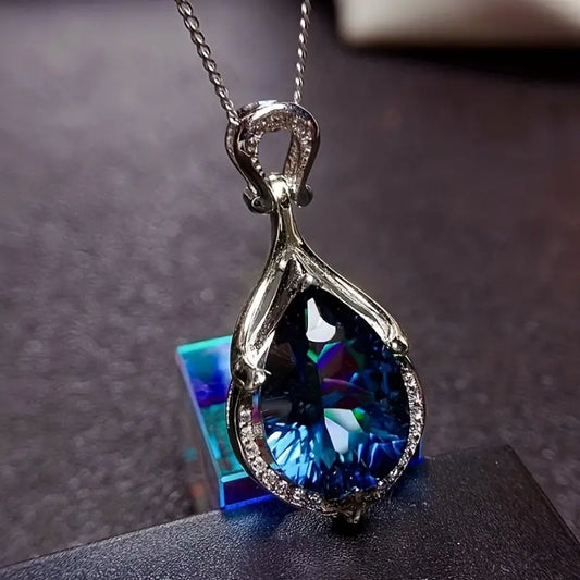 Alindra Feymorra White Gold Necklace