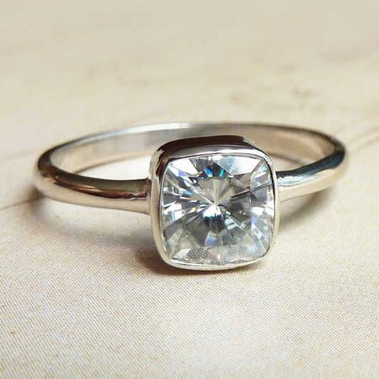 Inlaid White Glass Ring