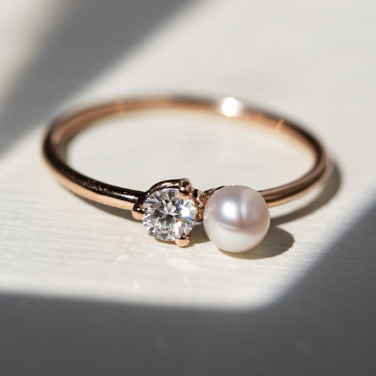 Gold & Pearl Zirconia Ring