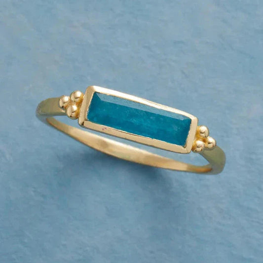 Vintage Blue Rectangular Gold Ring