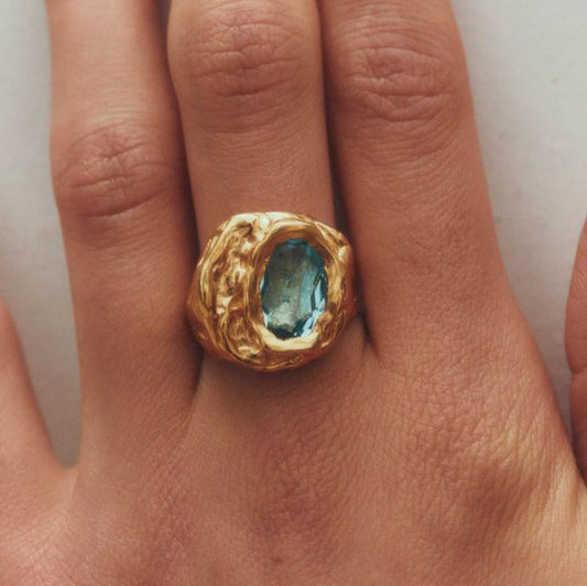 Turquoise Inlaid Stone Gold Forged Ring