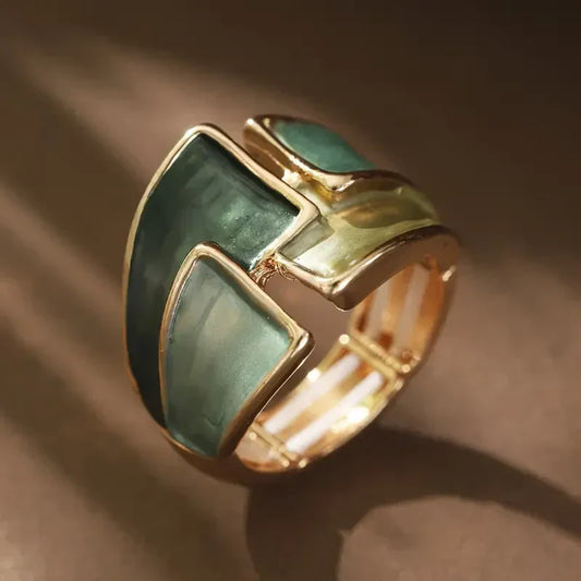 Golden Leafshine Ring | Gold