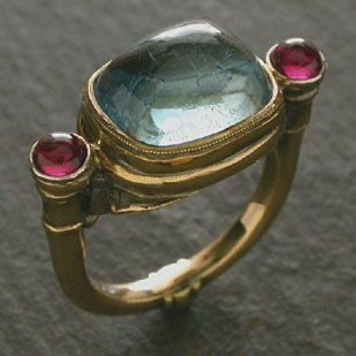Vintage White Stone Ring