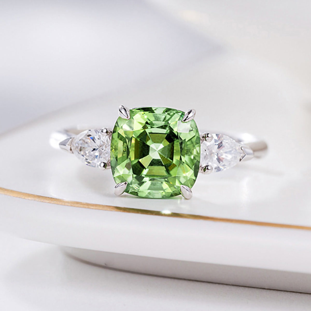 Vintage Forest Green Crystal Silver Ring